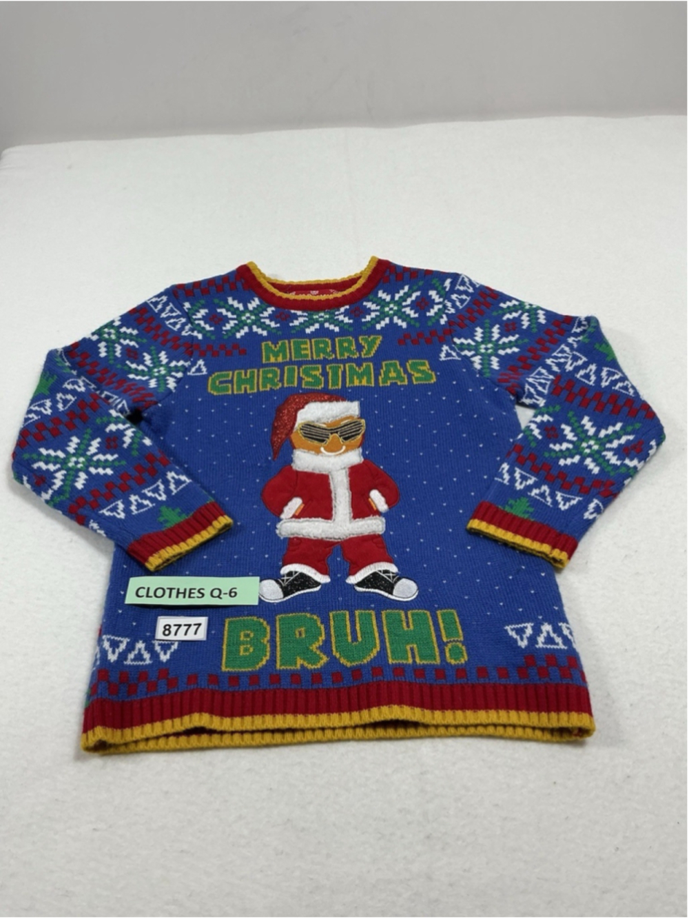 Mens 33 Degrees Christmas Sweater Medium Multicolor Pullover Long Sleeve